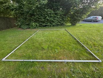 Frame voor spandoek 3.95 x 5 m beschikbaar voor biedingen