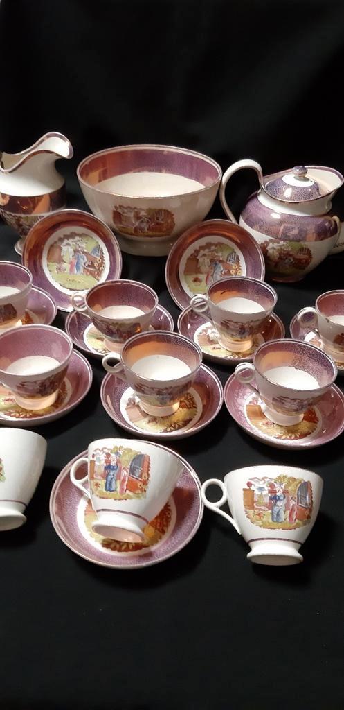jaar 1000 theeservies, Antiek en Kunst, Antiek | Servies compleet, Ophalen of Verzenden