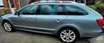 Skoda Superb Combi 2011 gri 1.6crtdi 77kw105cv turbo diesel, Cuir, 5 portes, Cruise Control, Particulier