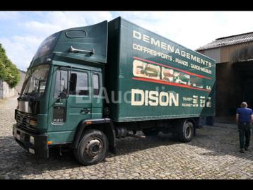 Verhuiswagen met achterlap Volvo FL6-140 (1986-451.079 km-VI beschikbaar voor biedingen