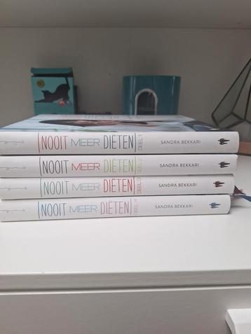 Set van 4 boeken Sandra Bekkari Nooit meer diëten (Deel 1-4) beschikbaar voor biedingen