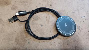 Draadloze oplader 15watt met usb-a en c aansluiting nieuw  beschikbaar voor biedingen