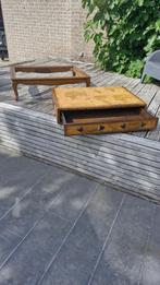 Vintage woonkamertafel met leren hoesje en kaart, Ophalen
