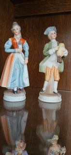 Koppeltje in biscuit., Ophalen