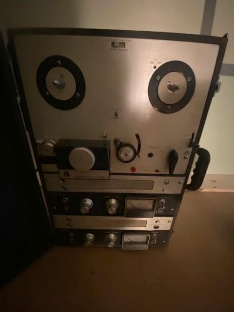 Akai bandopnemer M-8 Crossfield, TV, Hi-fi & Vidéo, Enregistreurs audio, Magnétophone, Avec protection anti-poussière, Enlèvement