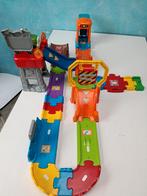 Tut tut bolides. Super cascades. Vtech, Enfants & Bébés, Jouets | Vtech, Enlèvement, Comme neuf