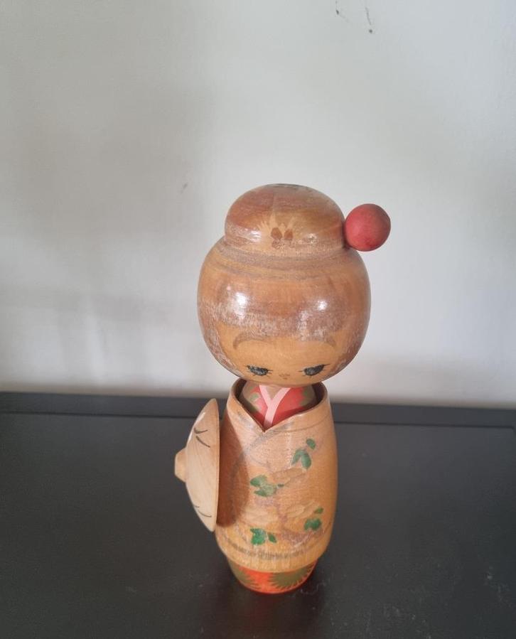 Leuke Kokeshi vermoedelijk van Tomio Ishida, Antiek en Kunst, Kunst | Beelden en Houtsnijwerken, Verzenden