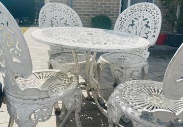 Tuinset van Gietijzer - Vintage Look beschikbaar voor biedingen