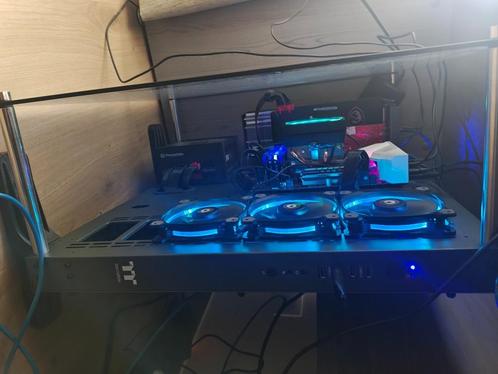 Thermaltake Core p5 Desktop Case, Computers en Software, Computerbehuizingen, Zo goed als nieuw, Ophalen