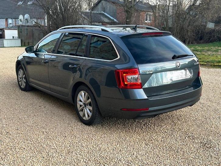 Skoda Octavia, Autos, Skoda, Particulier, Octavia, ABS, Régulateur de distance, Airbags, Air conditionné, Android Auto, Apple Carplay