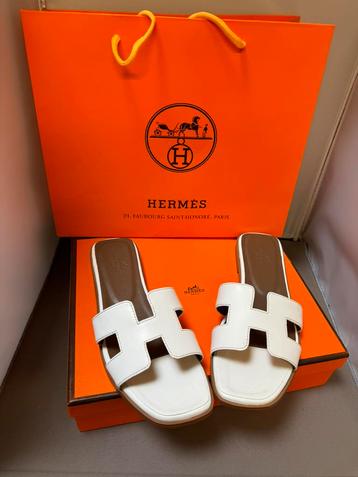 Hermes Oran sandalen 