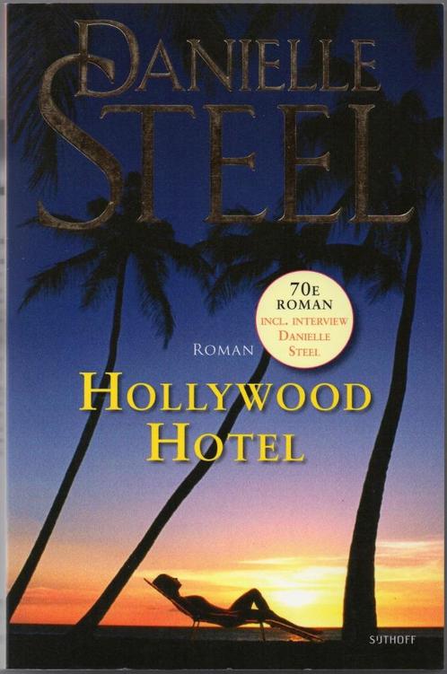 Hollywood hotel - Danielle Steel, Boeken, Romans, Gelezen, Nederland, Ophalen of Verzenden