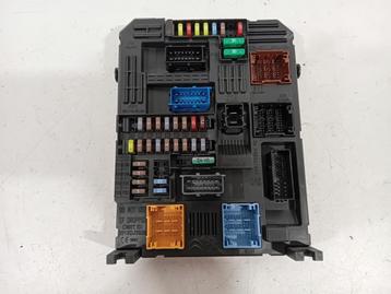 BOITIER FUSIBLES Citroën C3 (SX / SW) (981985128001), Utilisé, Citroën