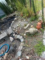 Vijverfolie en boordstenzn ook nog lava stenen alles gratis, Tuin en Terras, Ophalen, Vijverfolie