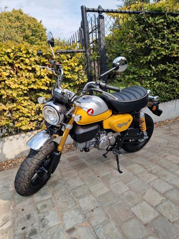 Honda monkey 125cc nieuwstaat Takegawa uitlaat alarmsysteem  beschikbaar voor biedingen