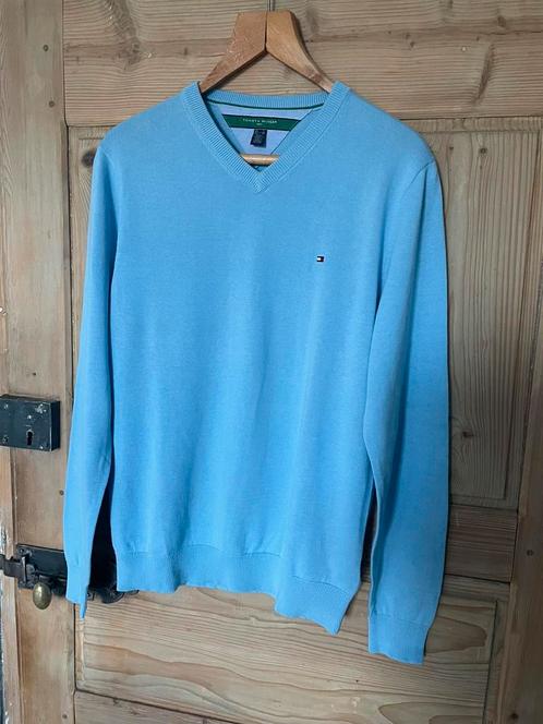 Nieuwe trui van Tommy Hilfiger — Maat M — 100% katoen, Kleding | Heren, Truien en Vesten, Nieuw, Maat 48/50 (M), Blauw, Ophalen of Verzenden