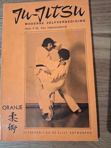 Ju- Jitsu moderne zelfverdediging Van Haesendonck beschikbaar voor biedingen