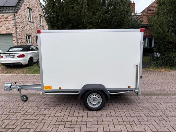 Gesloten aanhangwagen ongeremd 750 kg - in nieuwstaat !, Auto diversen, Aanhangers en Bagagewagens, Zo goed als nieuw, Ophalen