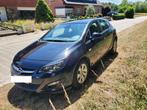 opel astra 1.4 benz. 61.000km euro 6b gekeurd, Auto's, Euro 6, 1396 cc, Leder en Stof, Zwart