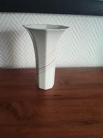 vase en porcelaine moderne Hutschenreuther Bavière Allemagne, Antiquités & Art, Antiquités | Porcelaine, Enlèvement ou Envoi