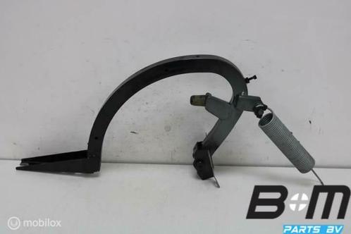 Achterklepscharnier links Audi A4 8W Limo FL 8W5827305A, Auto-onderdelen, Carrosserie, Gebruikt