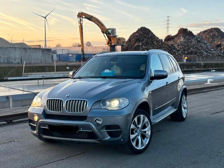 Bmw X5 E70 40dA Euro5 3liter diesel 306pk met keuring, Auto's, BMW, Particulier, X5, 360° camera, 4x4, ABS, Achteruitrijcamera