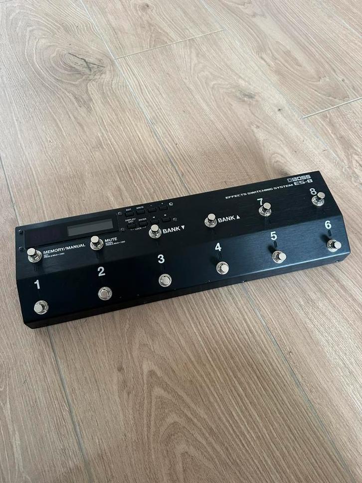 Boss ES-8 Effects Switching System 🎛️, Muziek en Instrumenten, Effecten, Gebruikt, Overige typen, Ophalen