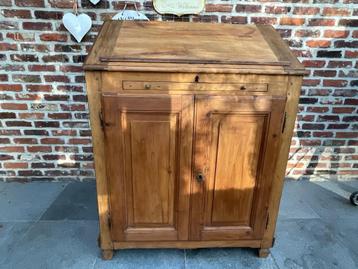 Bureau’tje beschikbaar voor biedingen