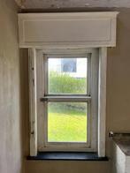 Fenêtre en bois simple vitrage 136x82cm, Bricolage & Construction, 120 à 160 cm, Enlèvement, Fenêtre de façade ou Vitre, Utilisé
