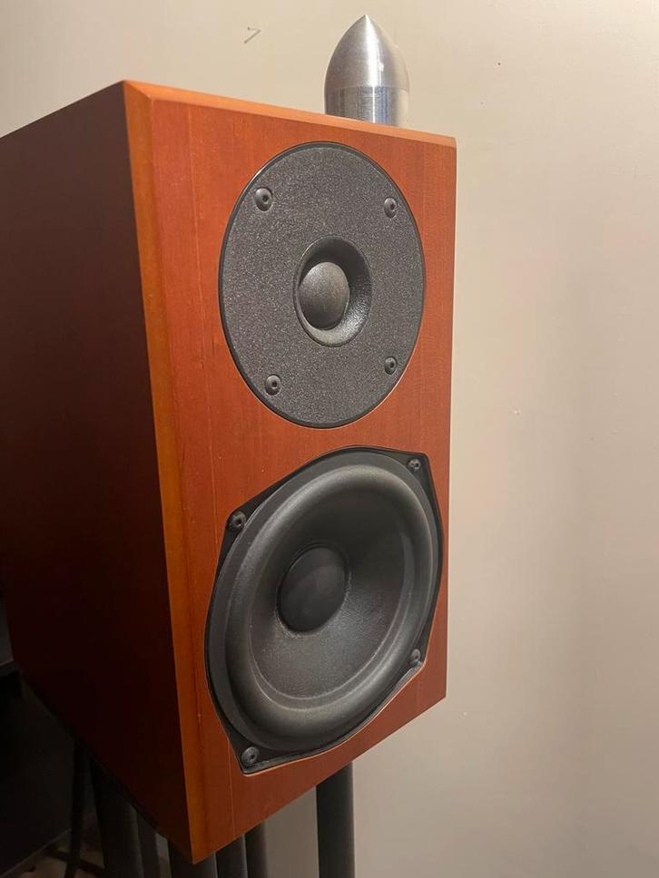 Totem Mite plus-standaard, Audio, Tv en Foto, Luidsprekerboxen, Zo goed als nieuw, Ophalen