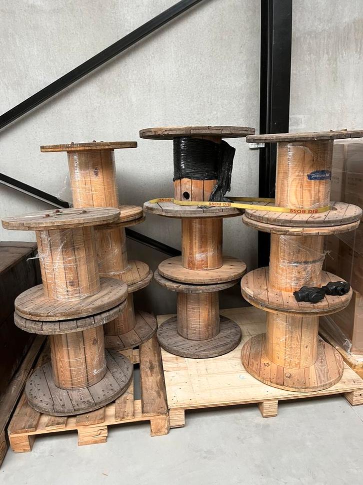 Houten haspels ter decoratie of als tafeltje te gebruiken, Huis en Inrichting, Tafels | Statafels, Zo goed als nieuw, Ophalen