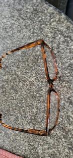 Leesbril +1, Autres marques, Enlèvement ou Envoi, Brun, Utilisé