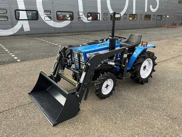 Iseki TU1600 4WD Minitractor Met Voorlader beschikbaar voor biedingen