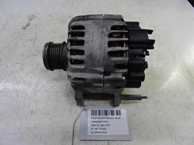 DYNAMO Volkswagen Polo VI (AW1) (04L903021C), Auto-onderdelen, Motor en Toebehoren, Volkswagen, Gebruikt
