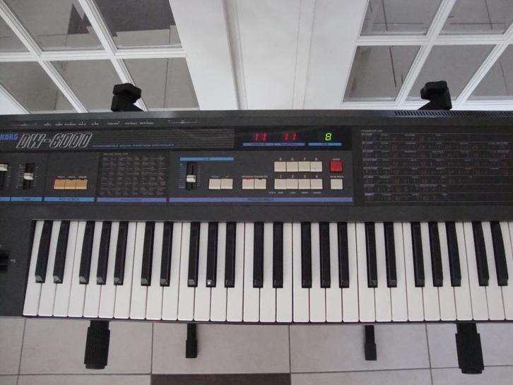 Synthesizer Korg DW6000 met draagtas, Muziek en Instrumenten, Synthesizers, Korg, Verzenden