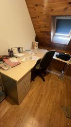 Grote bureau met bureaustoel, Ophalen, Zo goed als nieuw, Bureau