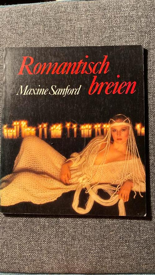 Romantisch breien, Hobby en Vrije tijd, Breien en Haken, Zo goed als nieuw, Breien, Ophalen of Verzenden