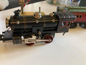 OUDE VINTAGE LOCOMOTIEF I of O+Wagens enz no MARKLIN  beschikbaar voor biedingen