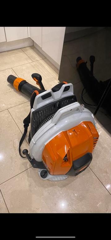 STIHL BR 800C benzine bladblazer-BJ 2019 topstaat. beschikbaar voor biedingen