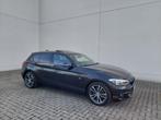 BMW 118iA SPORT AUTOMAAT-PANO-FULL LED-ZETELVW-12M GARANTIE, Euro 6, Zwart, Leder, Bedrijf