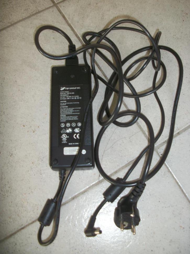 Laders, voedingen, transfo's, Elektronische apparatuur, Onderdelen en Toebehoren, Gebruikt, Ophalen