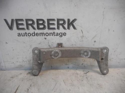VERSNELLINGSBAKSTEUN ACHTER 3 serie (E90) (22-326778060), Auto-onderdelen, Ophanging en Onderstel, BMW, Gebruikt