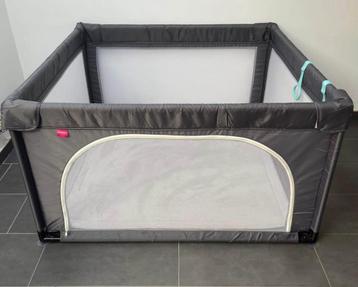 Parc +tapis bébé, Enfants & Bébés, Enlèvement, Comme neuf