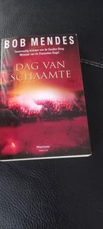 Boek Bob Mendes // Dag van schaamte, Ophalen of Verzenden, Zo goed als nieuw