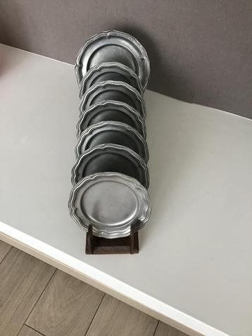 Sous-verres en étain beschikbaar voor biedingen