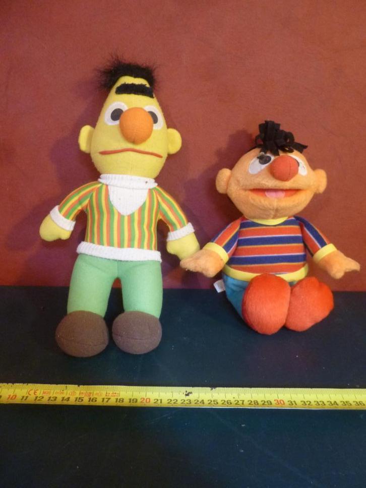 Knuffels Bert & Ernie Sesamstraat, Kinderen en Baby's, Speelgoed | Knuffels en Pluche, Gebruikt, Overige typen, Ophalen