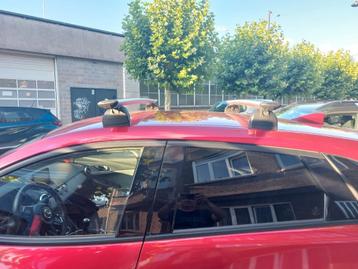 Barre de toit d'origine   mazda cx3  pour 200€  beschikbaar voor biedingen