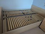 Stevige Bed ,kasten en nachtkastje, Ophalen, Zo goed als nieuw, Twijfelaar, Moderne