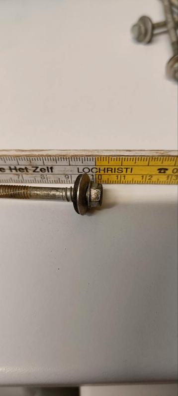 Zelftap M5 schotelkop lengte 95,mm 46 stuks  beschikbaar voor biedingen