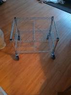 Rvs koffie/magazine tafeltje op wielen, Huis en Inrichting, Tafels | Salontafels, Ophalen, Zo goed als nieuw